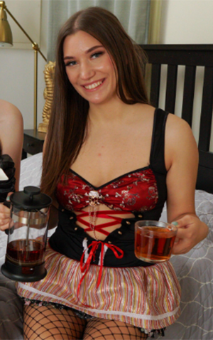 Elise Moon