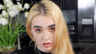 Bella Bates