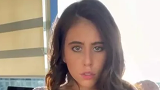 Lia Violet