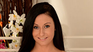 Shelly Wells