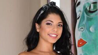Gina Valentino