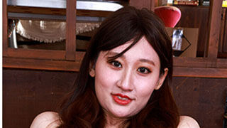 Chloe Lin